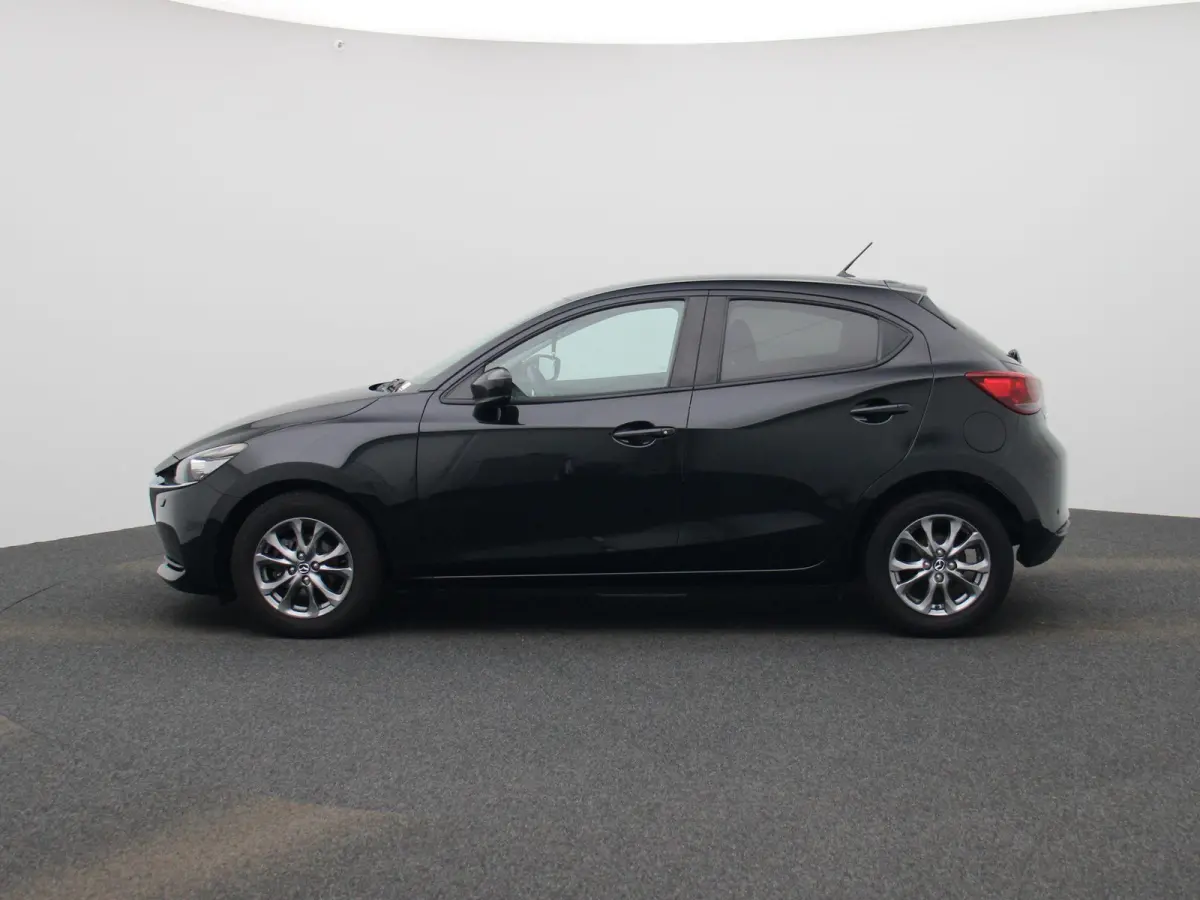 1.5 Skyactiv-G Comfort | Automaat | Airco | Lichtmetalen Velgen | Privacy Glass | Bluetooth Telefonie |