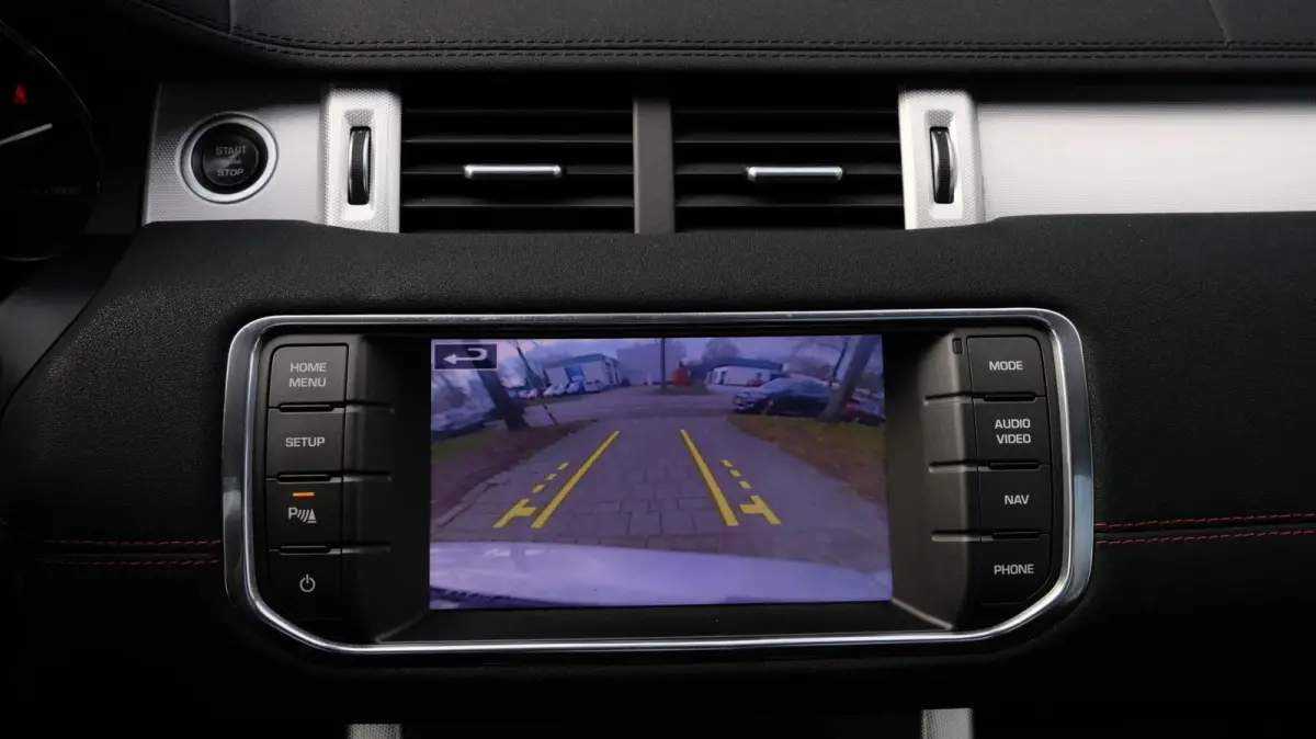 2.0 Si 4WD Prestige Dynamic Panorama