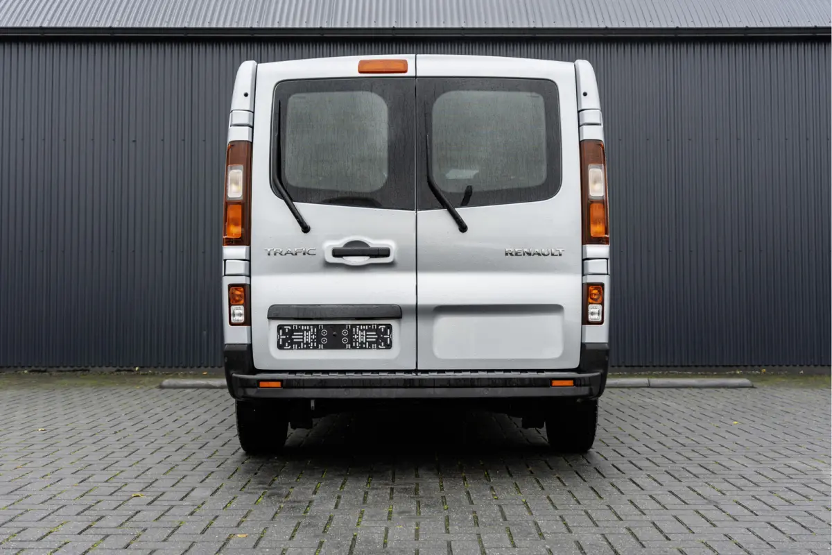 dCi 150PK | L2H1 | 9-Zits | LED | Navigatie | Cruise | Airco | PDC | Euro 6