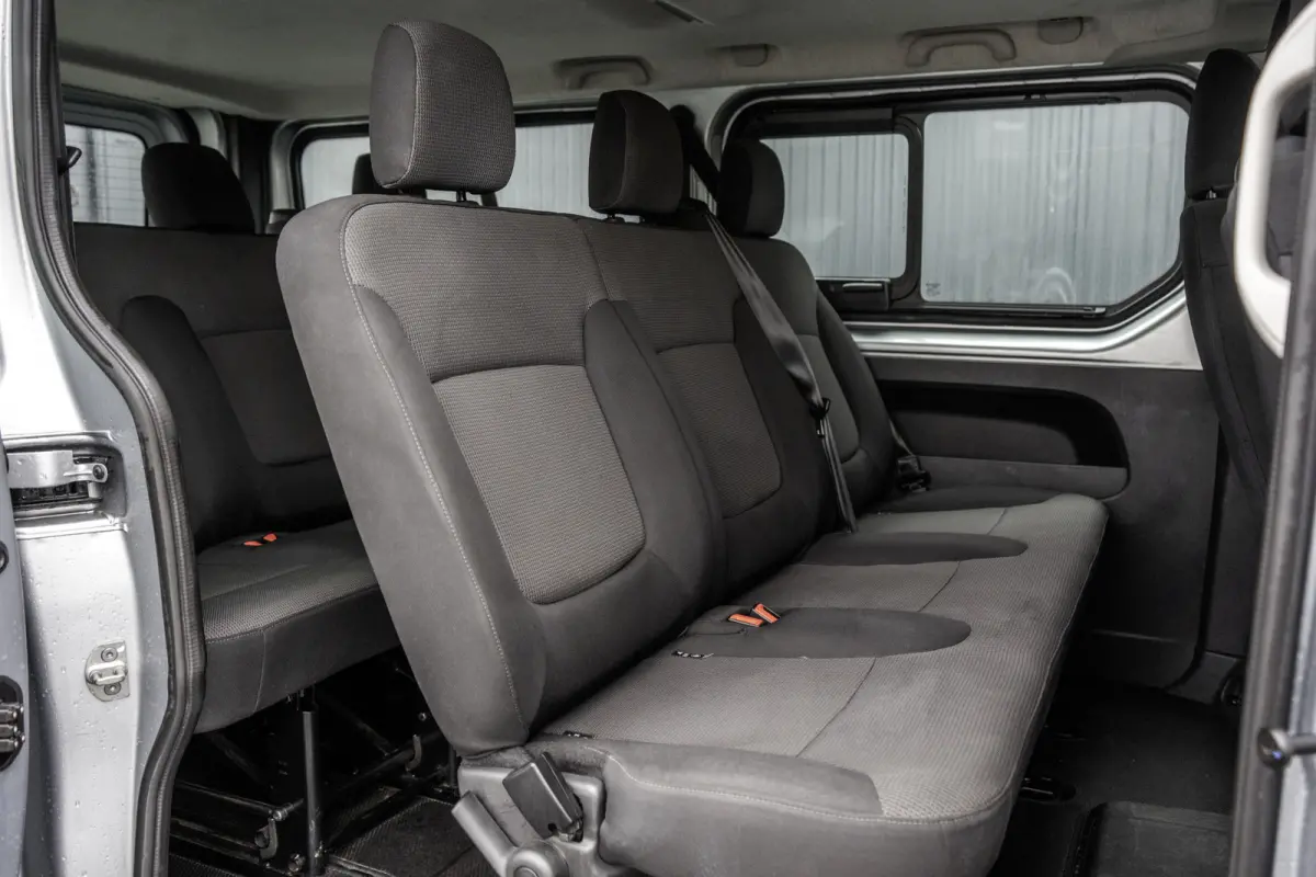 dCi 150PK | L2H1 | 9-Zits | LED | Navigatie | Cruise | Airco | PDC | Euro 6