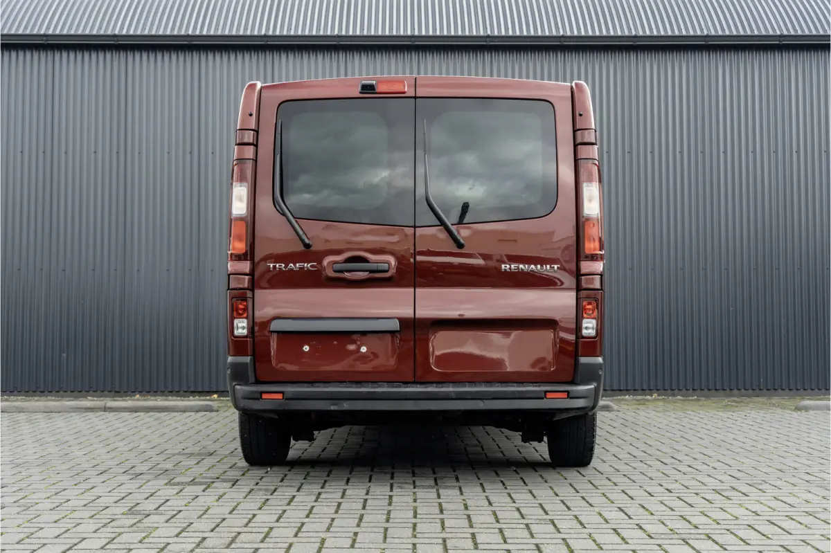 Blue dCi 150PK | 9-Zits | LED | Camera | Navigatie | Cruise | Airco | PDC | Euro 6
