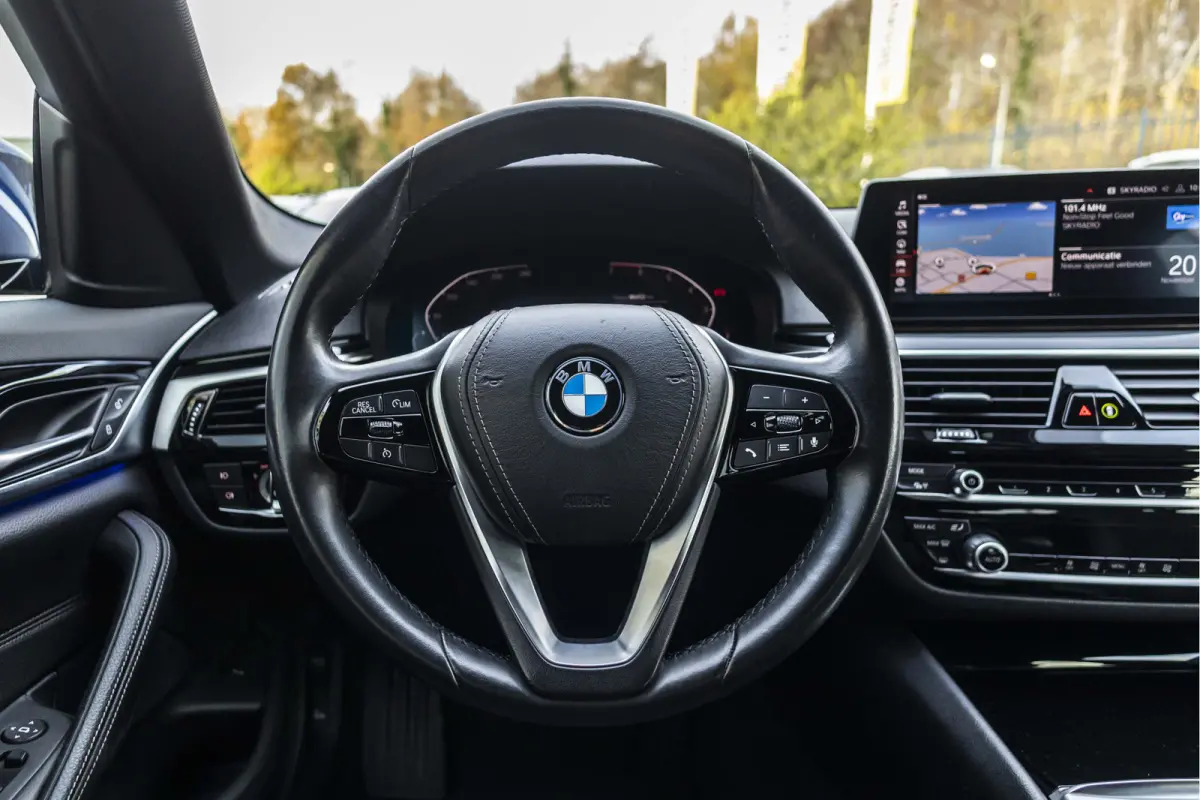 520i Executive Edition