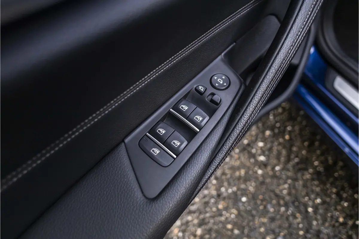 520i Executive Edition