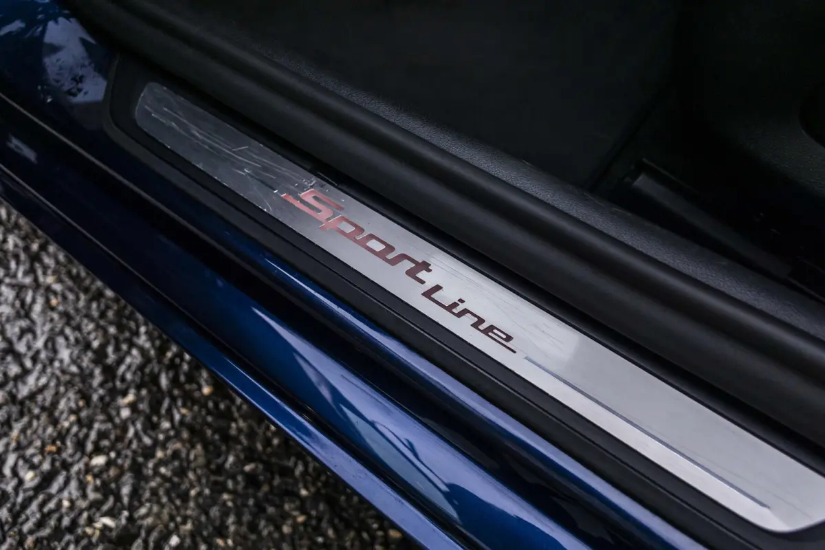 520i Executive Edition