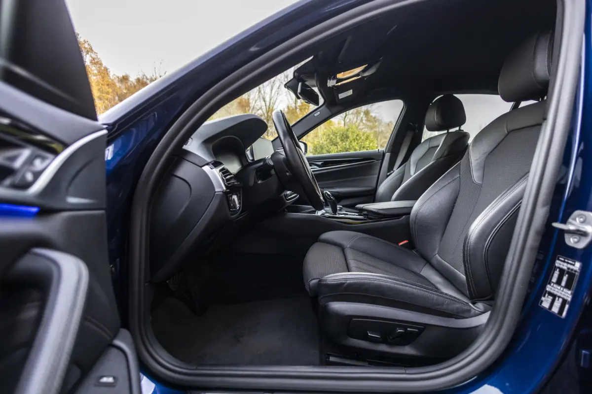 520i Executive Edition