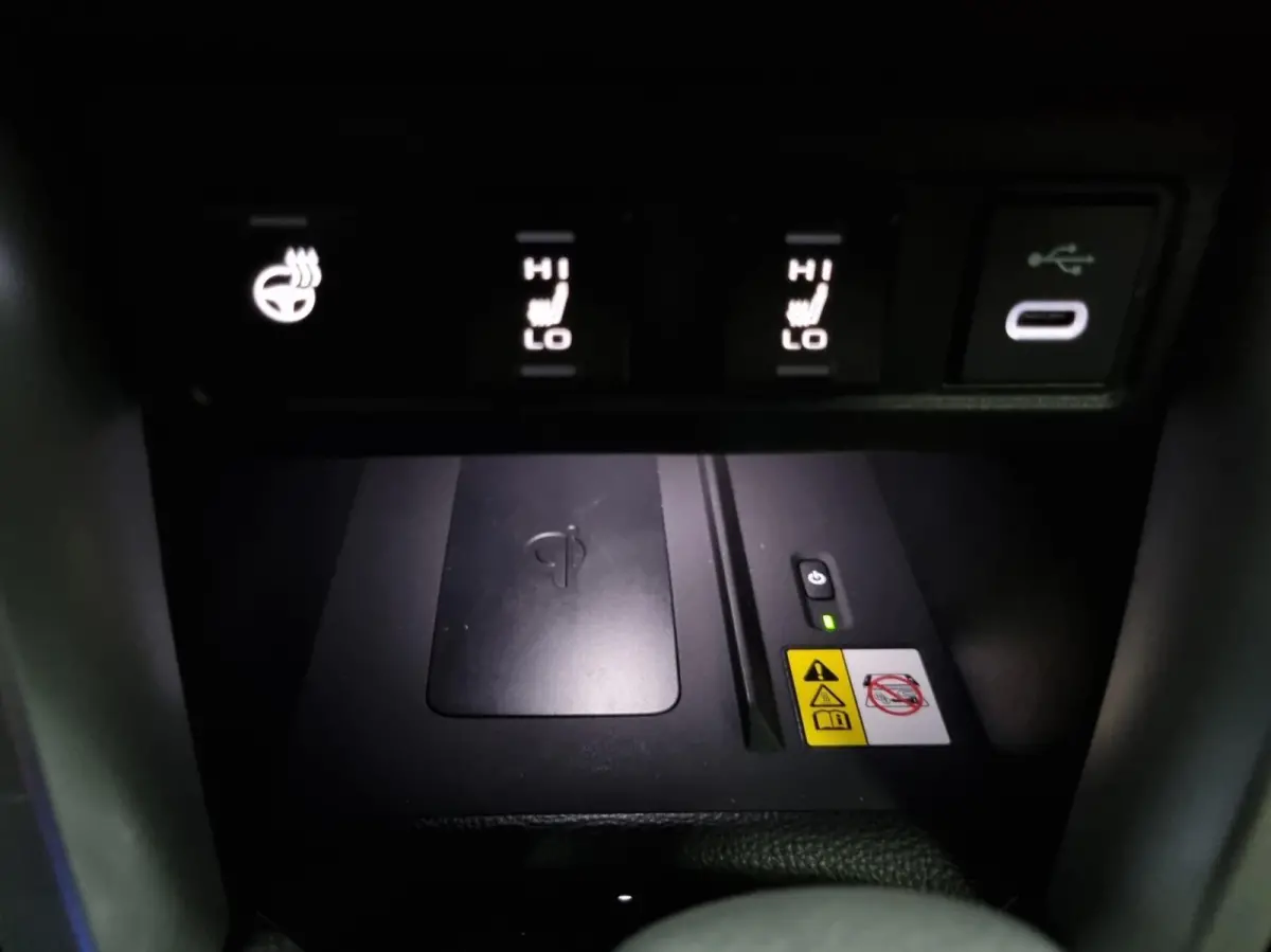 1.8 Hybrid 140 Style Plus / DAB / PDC /NAV