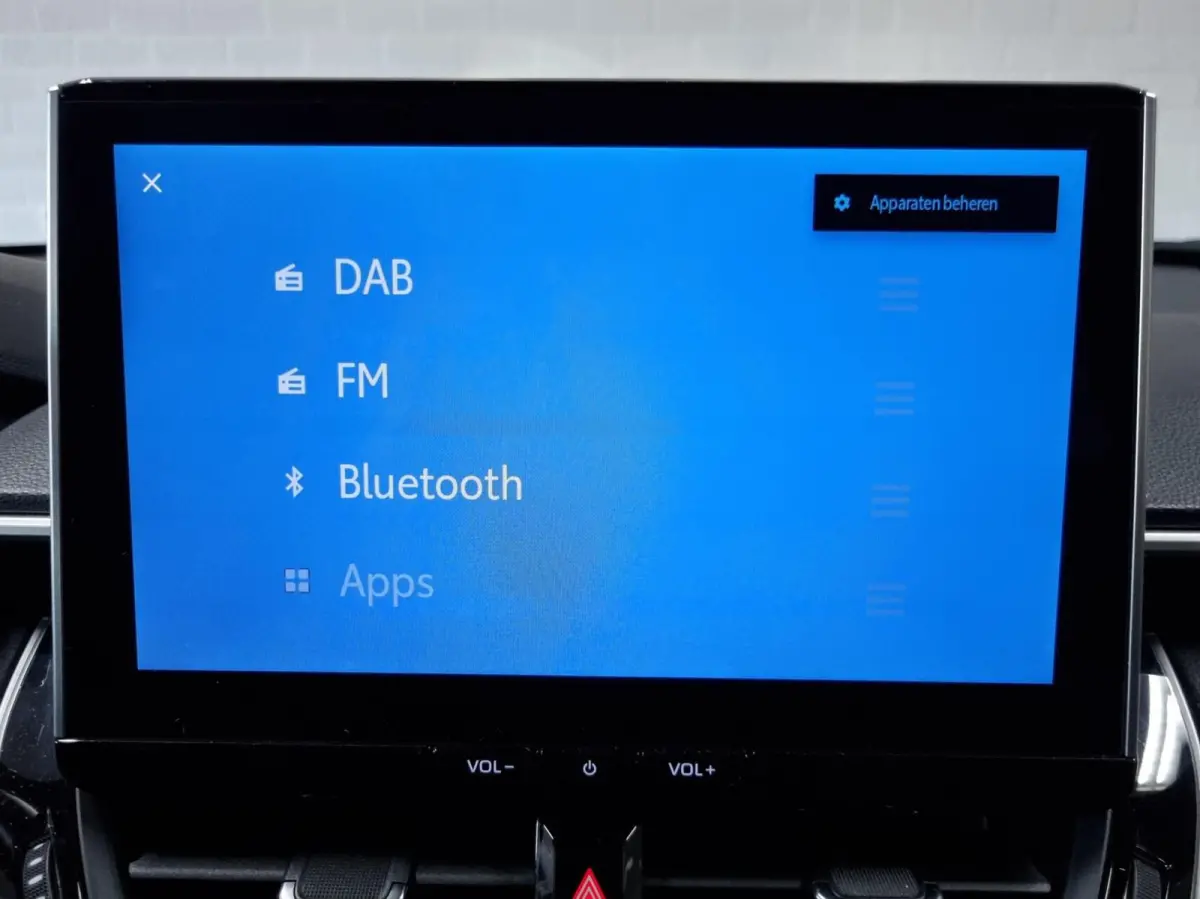1.8 Hybrid 140 Style Plus / DAB / PDC /NAV