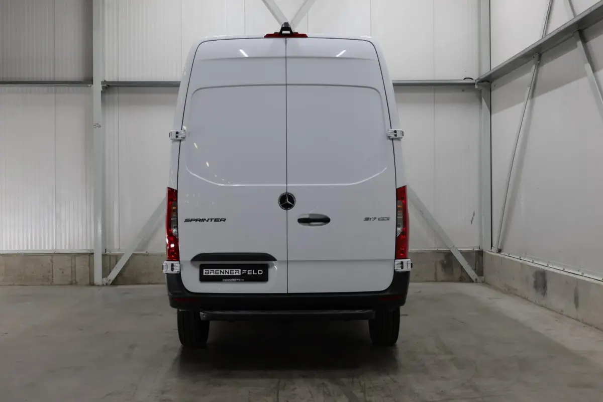 bestel 317 1.9 CDI L2H2 RWD