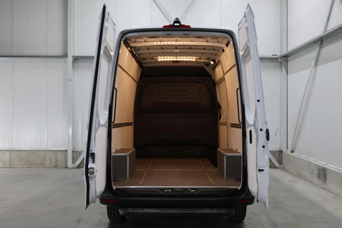 bestel 317 1.9 CDI L2H2 RWD