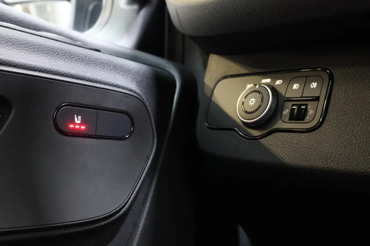 bestel 317 1.9 CDI L2H2 RWD
