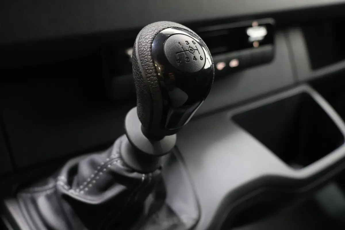 bestel 317 1.9 CDI L2H2 RWD