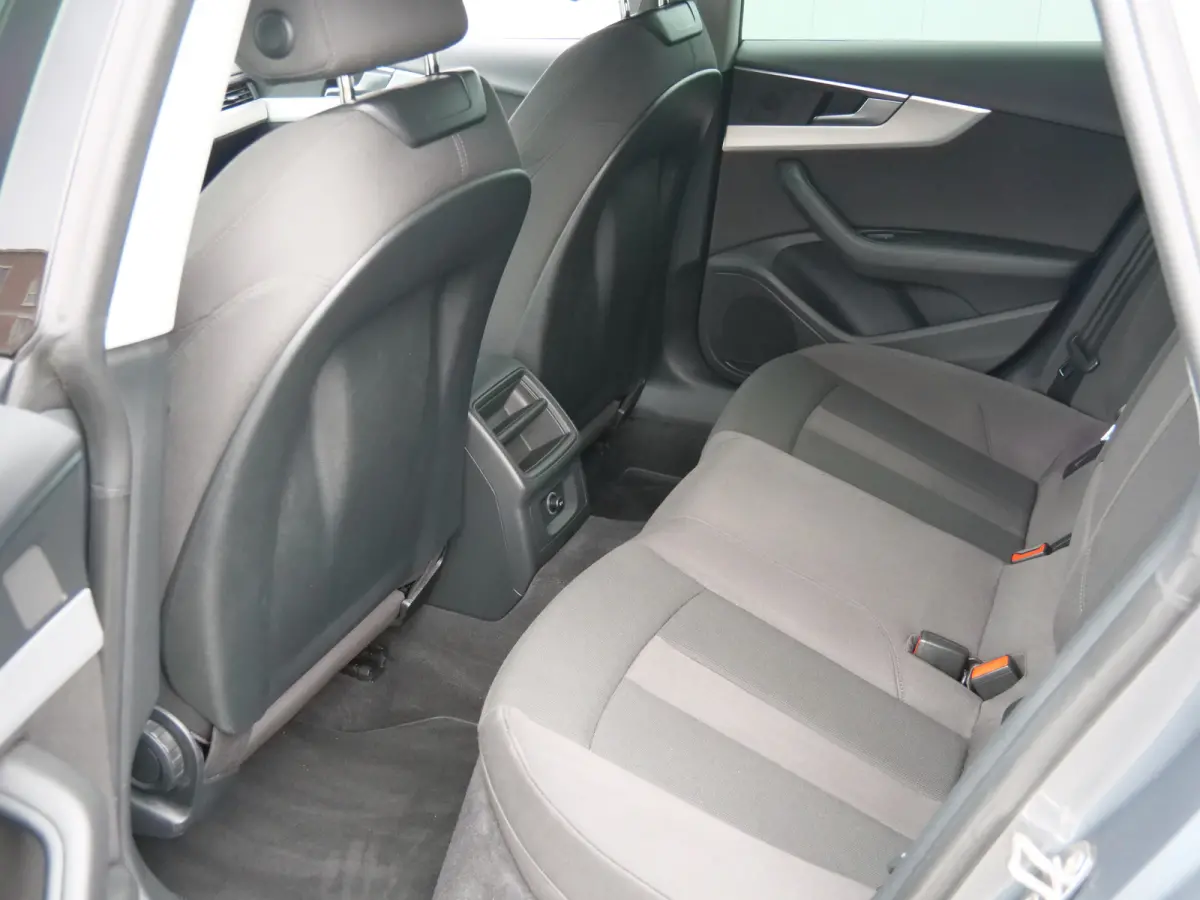 1.4 TFSI 150pk Design Pro Line Plus Automaat Navi / PDC / Sportstoelen
