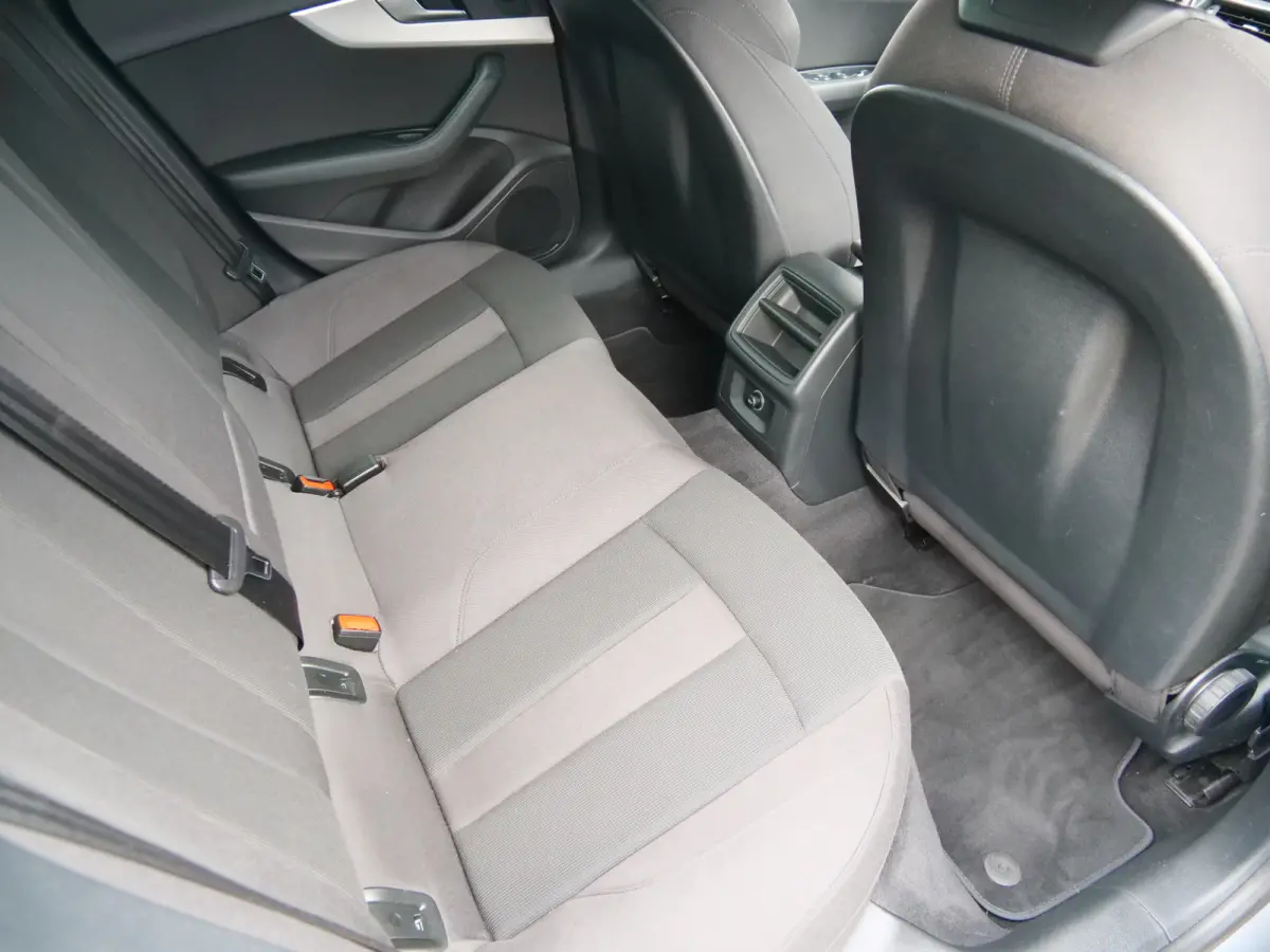 1.4 TFSI 150pk Design Pro Line Plus Automaat Navi / PDC / Sportstoelen