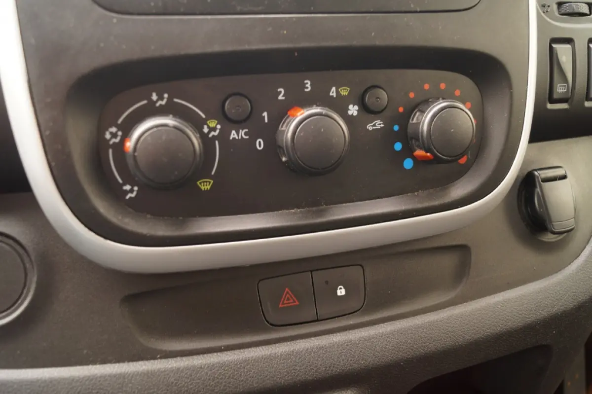 1.6 dCi 120pk T29 L1-H1 Comfort -AIRCO-CRUISE-