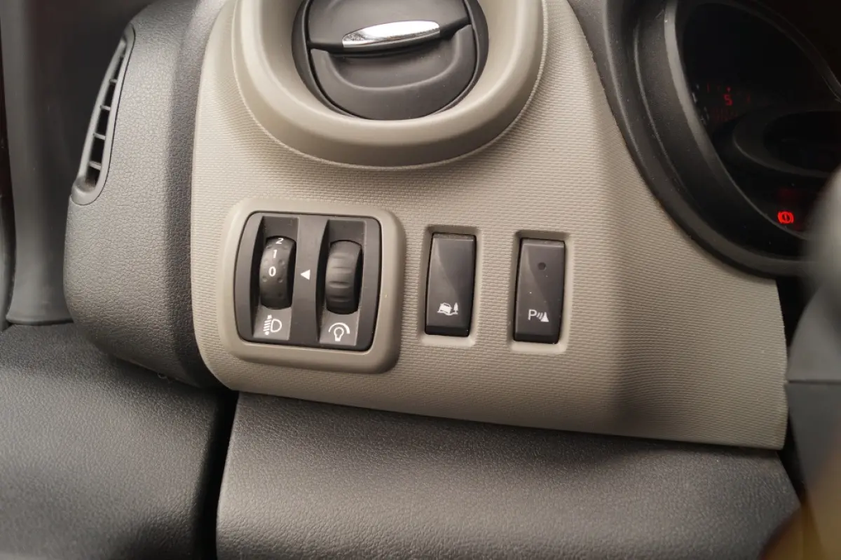 1.6 dCi 120pk T29 L1-H1 Comfort -AIRCO-CRUISE-
