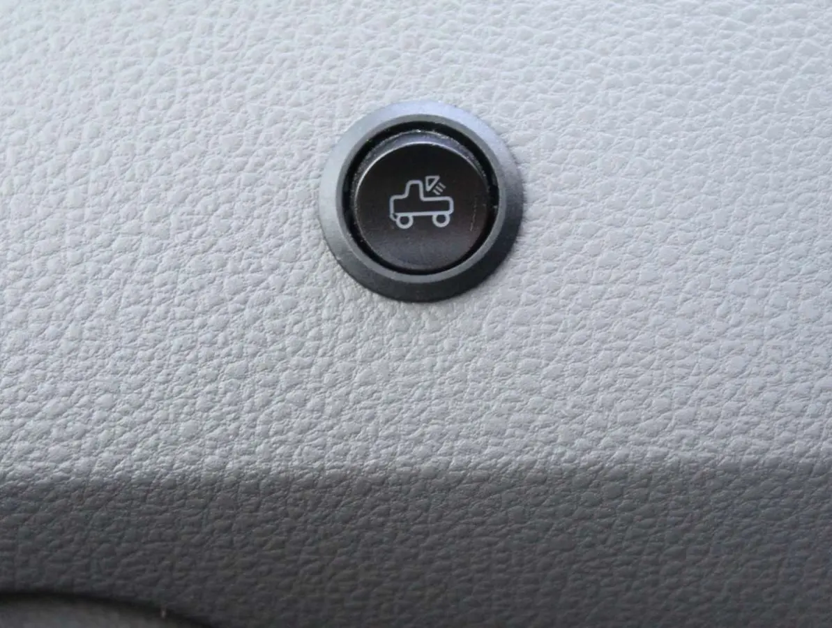T6.1 2.0 TDI L2H1 30 Pick-up / Open Laadbak