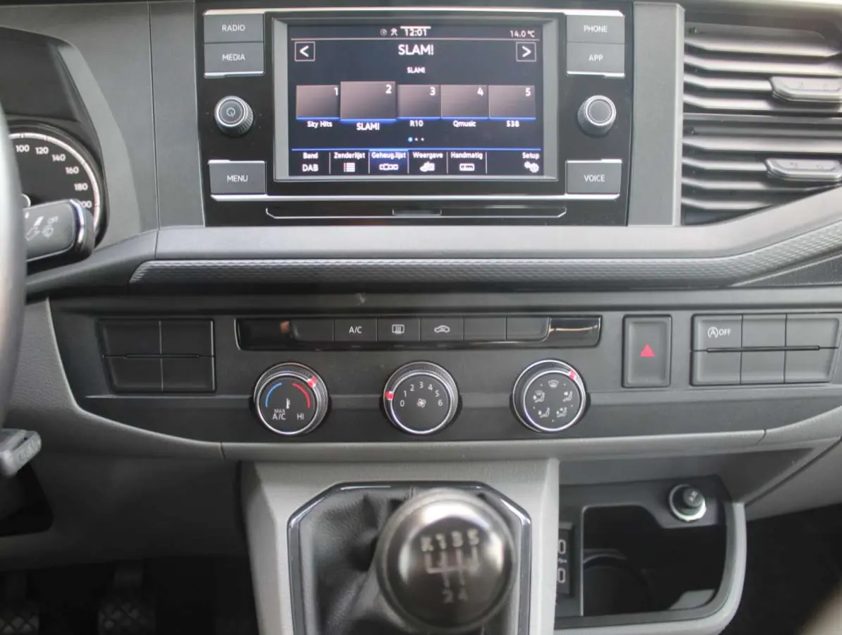 T6.1 2.0 TDI L2H1 30 Pick-up / Open Laadbak