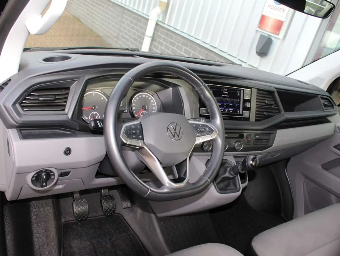 T6.1 2.0 TDI L2H1 30 Pick-up / Open Laadbak