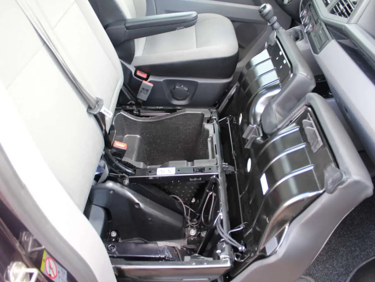 T6.1 2.0 TDI L2H1 30 Pick-up / Open Laadbak