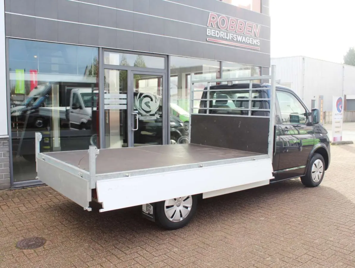 T6.1 2.0 TDI L2H1 30 Pick-up / Open Laadbak