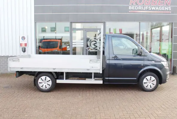 T6.1 2.0 TDI L2H1 30 Pick-up / Open Laadbak