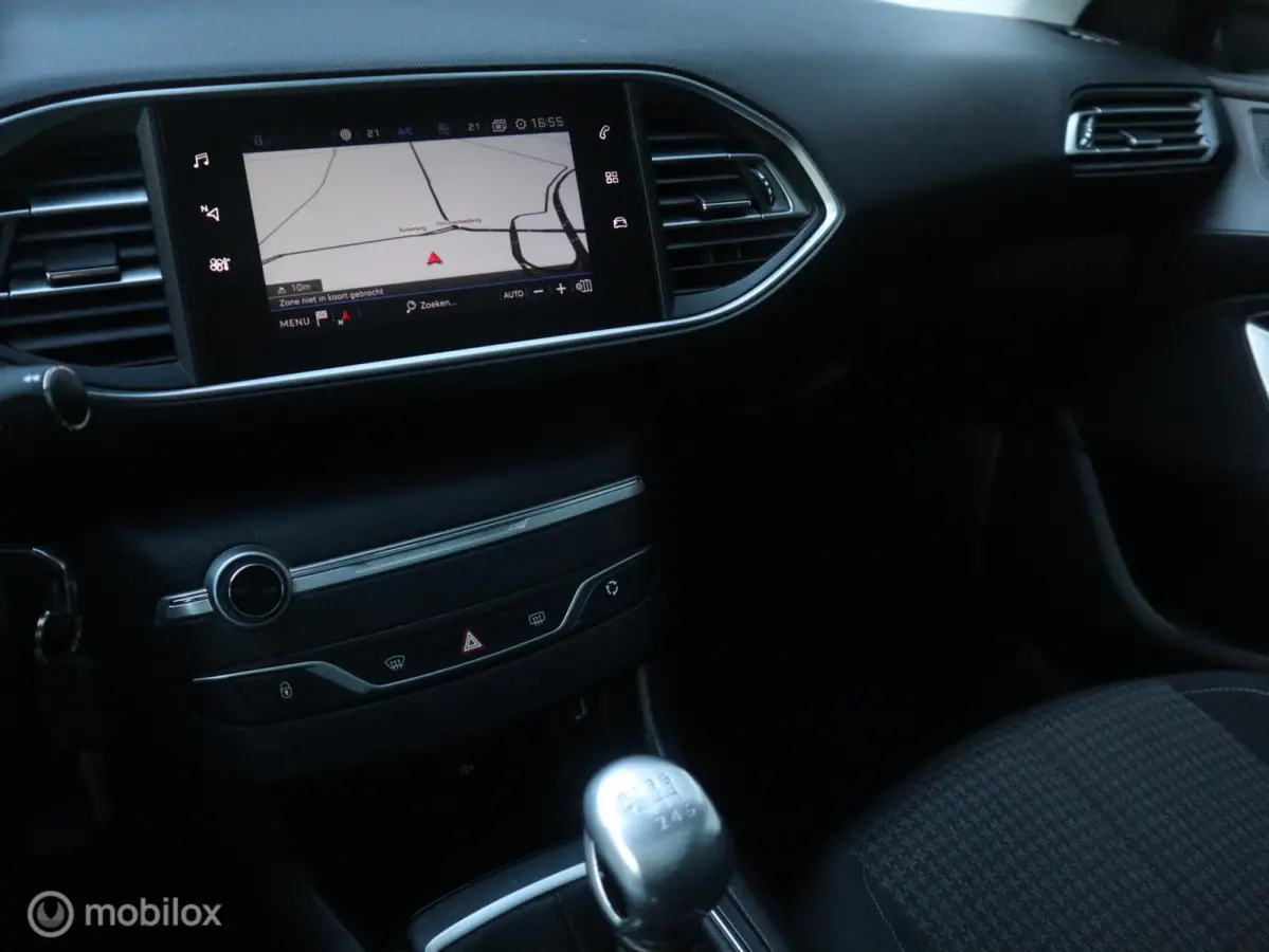 1.2 PT 110 PK H6 Exe Nieuwe D-Riem|Trekhaak|Navi|Panodak|Carplay|PDC V+A|DonkerGlas|16"LMV
