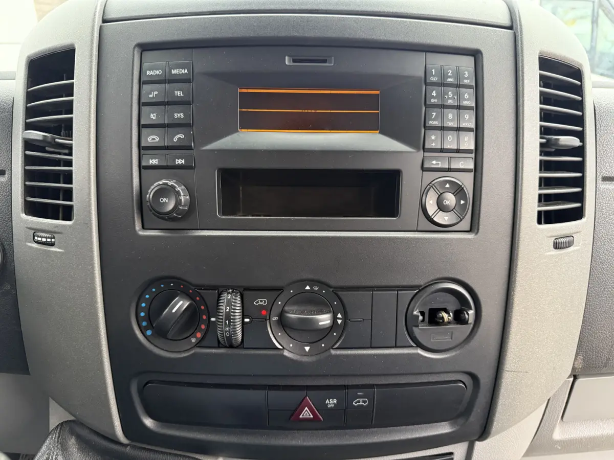 514 2.2 CDI Kipper Open Laadbak Dubbellucht Kist 3.5t Trekhaak Euro 6 Cruise Control Benne Tipper