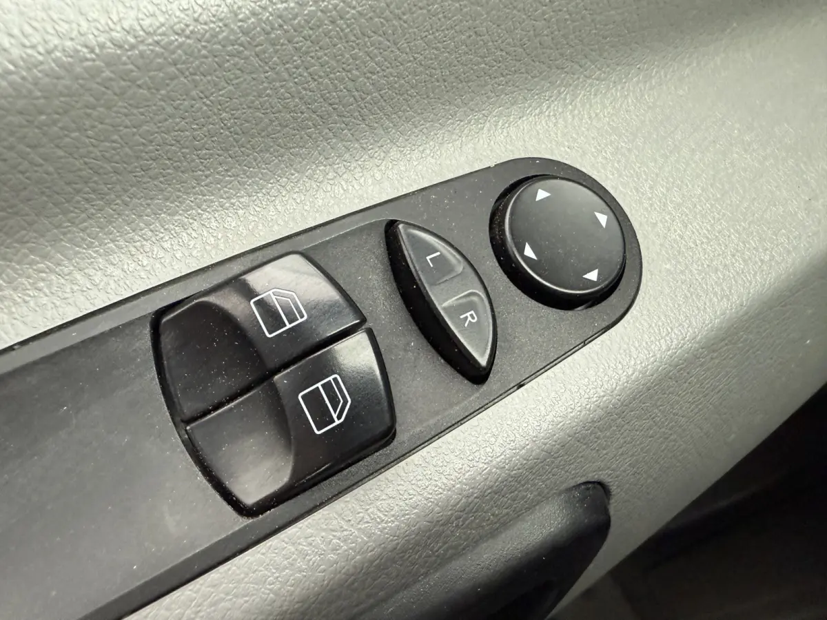 514 2.2 CDI Kipper Open Laadbak Dubbellucht Kist 3.5t Trekhaak Euro 6 Cruise Control Benne Tipper
