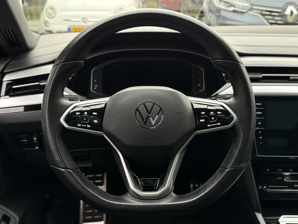 2.0 TSI R-Line Business+ Schuifdak |