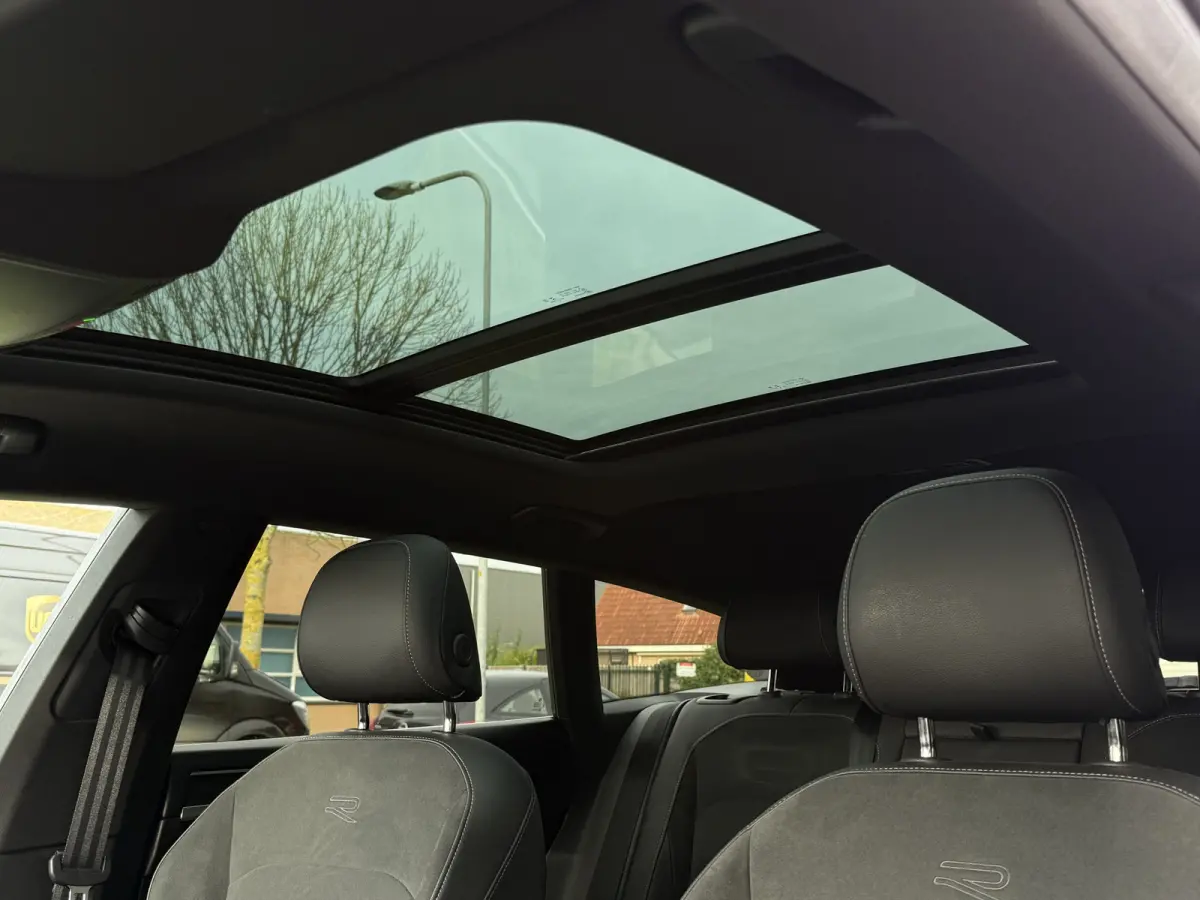 2.0 TSI R-Line Business+ Schuifdak |