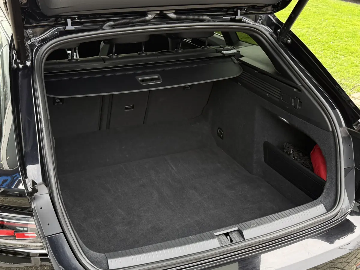 2.0 TSI R-Line Business+ Schuifdak |