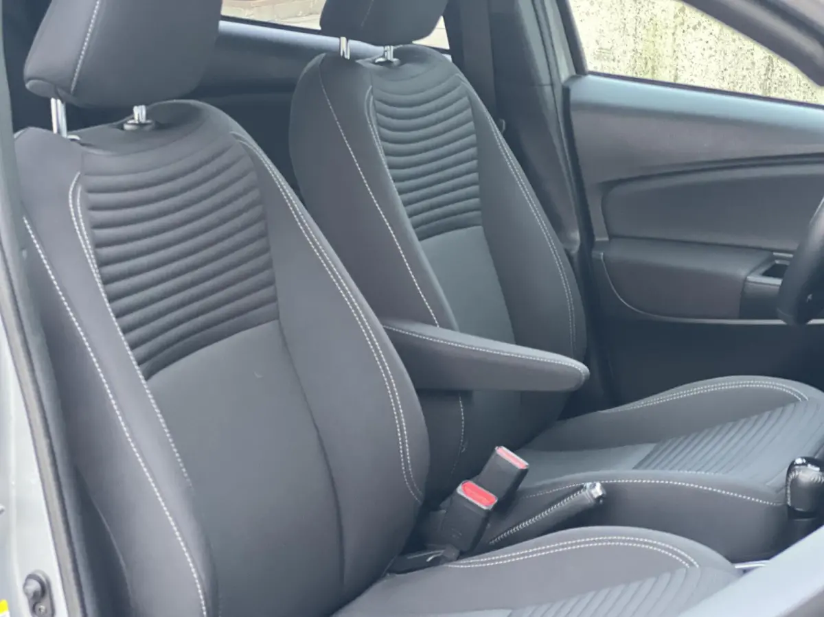 1.5 Hybrid Premium | Cruise Contr | Stoelverwarming | Camera |