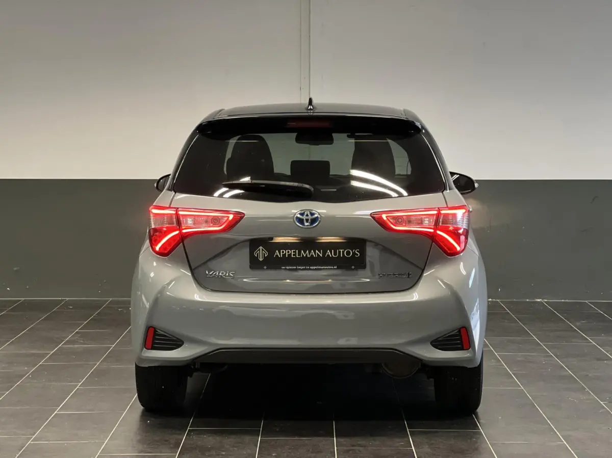 1.5 Hybrid Premium | Cruise Contr | Stoelverwarming | Camera |