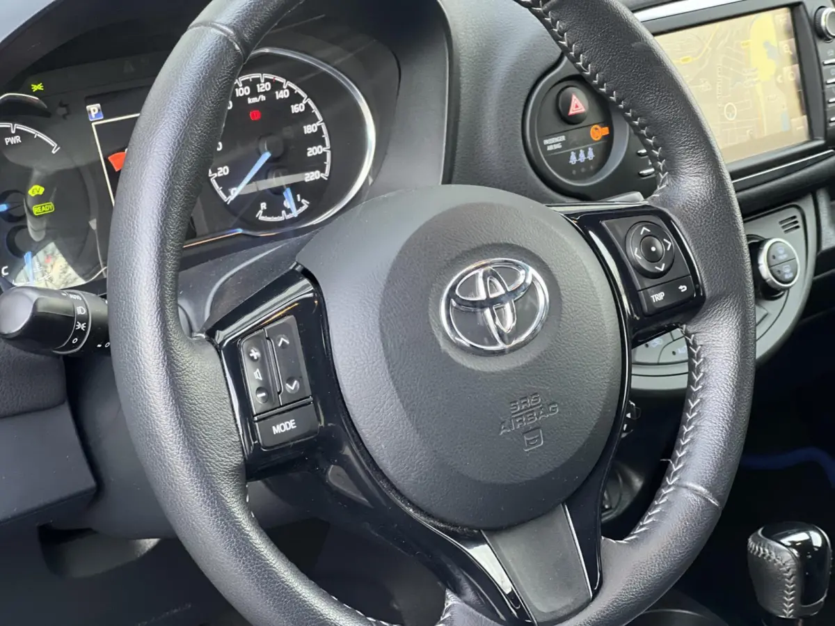 1.5 Hybrid Premium | Cruise Contr | Stoelverwarming | Camera |