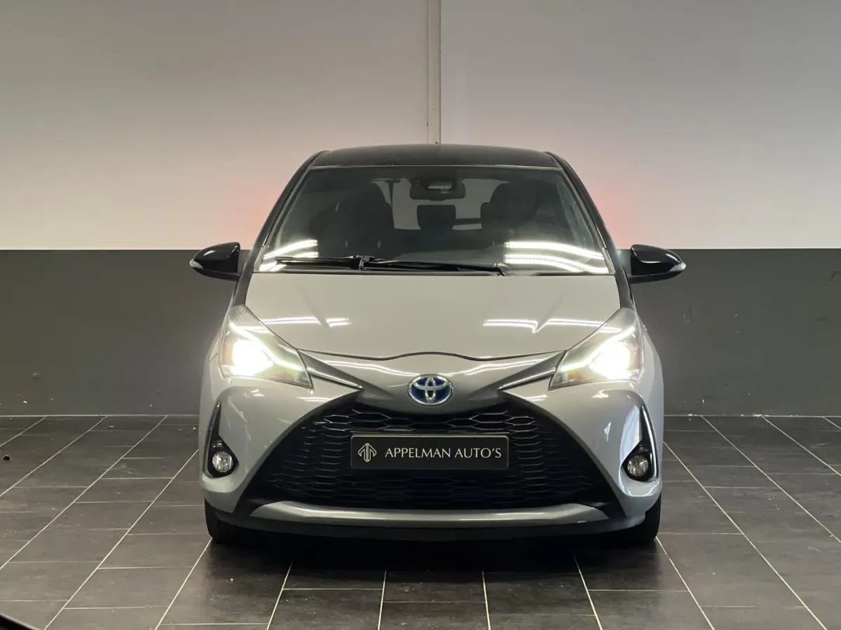 1.5 Hybrid Premium | Cruise Contr | Stoelverwarming | Camera |