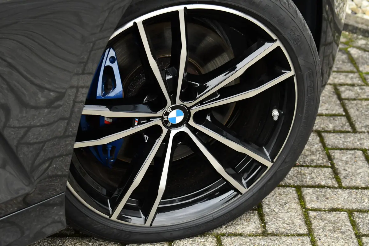 M340d xDrive Pano ACC HiFi El-zetels Adp-onderstel 19inch