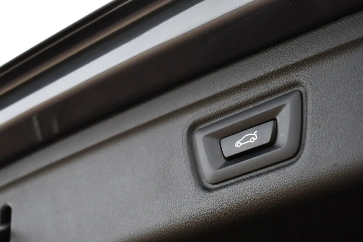 M340d xDrive Pano ACC HiFi El-zetels Adp-onderstel 19inch