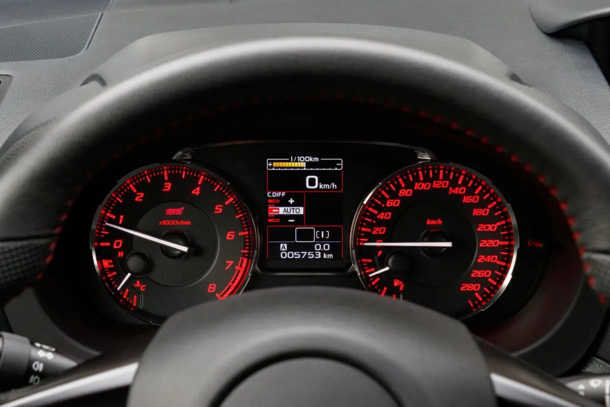 STI 2.5T 300PK Sport | 5750 KM! |