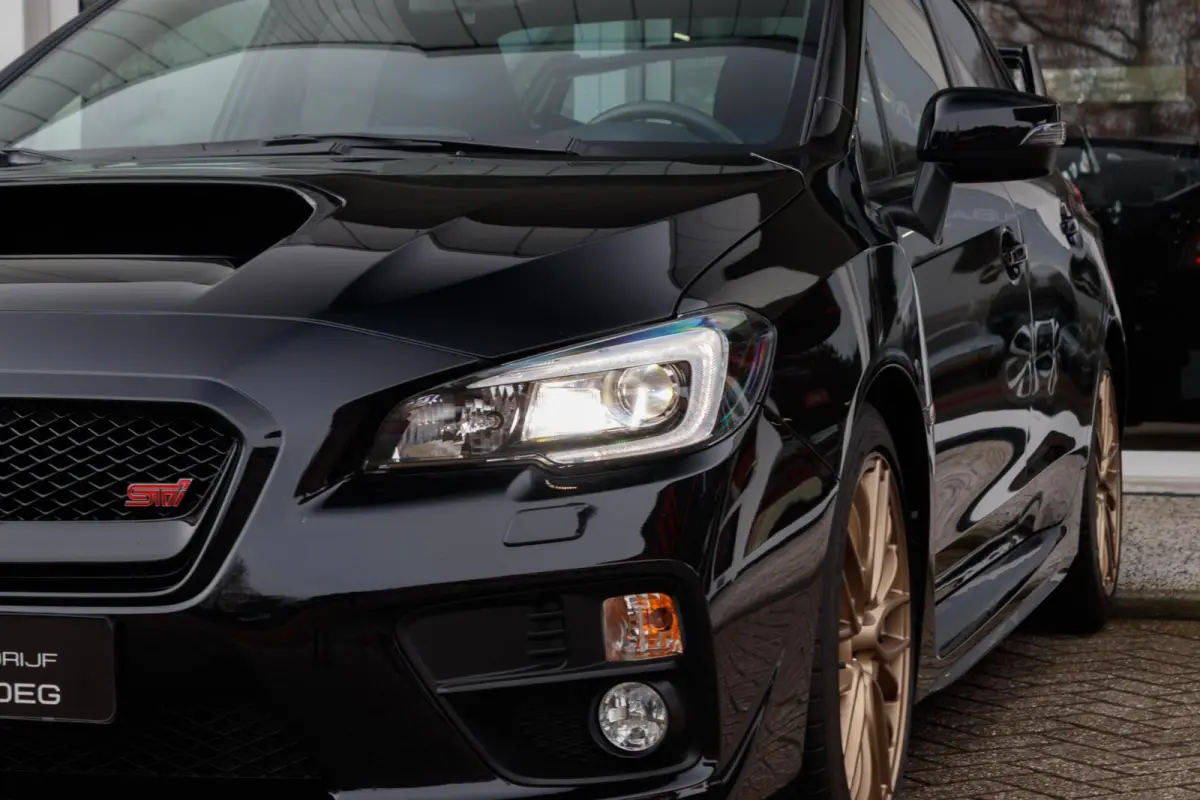 STI 2.5T 300PK Sport | 5750 KM! |