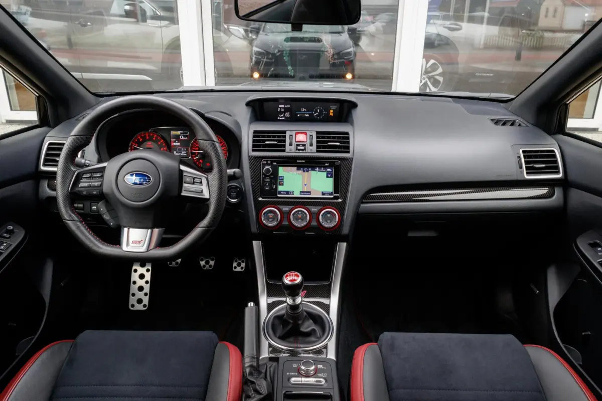 STI 2.5T 300PK Sport | 5750 KM! |