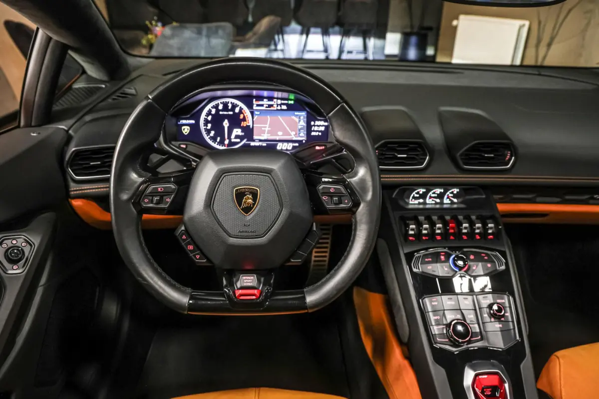 5.2 V10 LP610-4|Lift|Keramisch|Alcantara