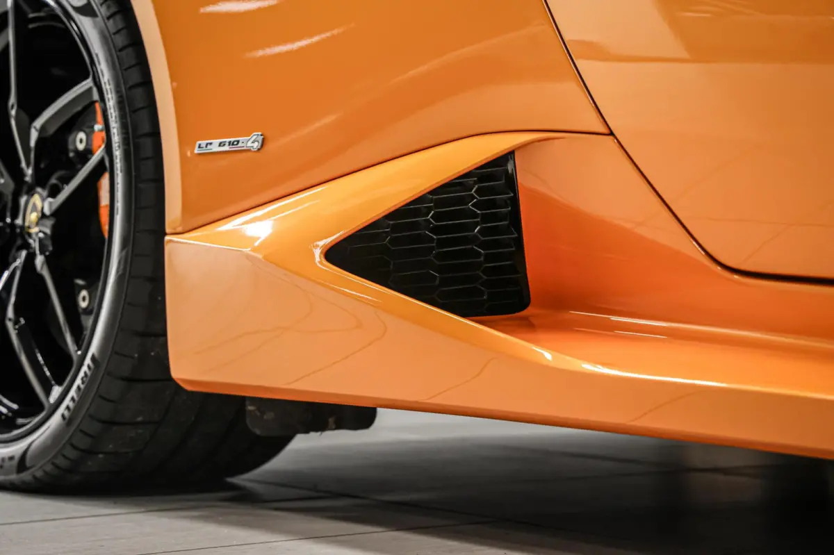 5.2 V10 LP610-4|Lift|Keramisch|Alcantara