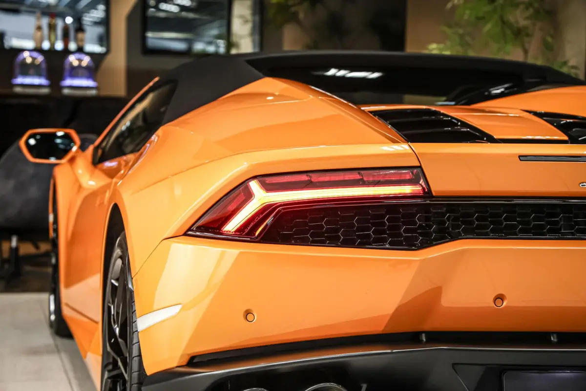 5.2 V10 LP610-4|Lift|Keramisch|Alcantara