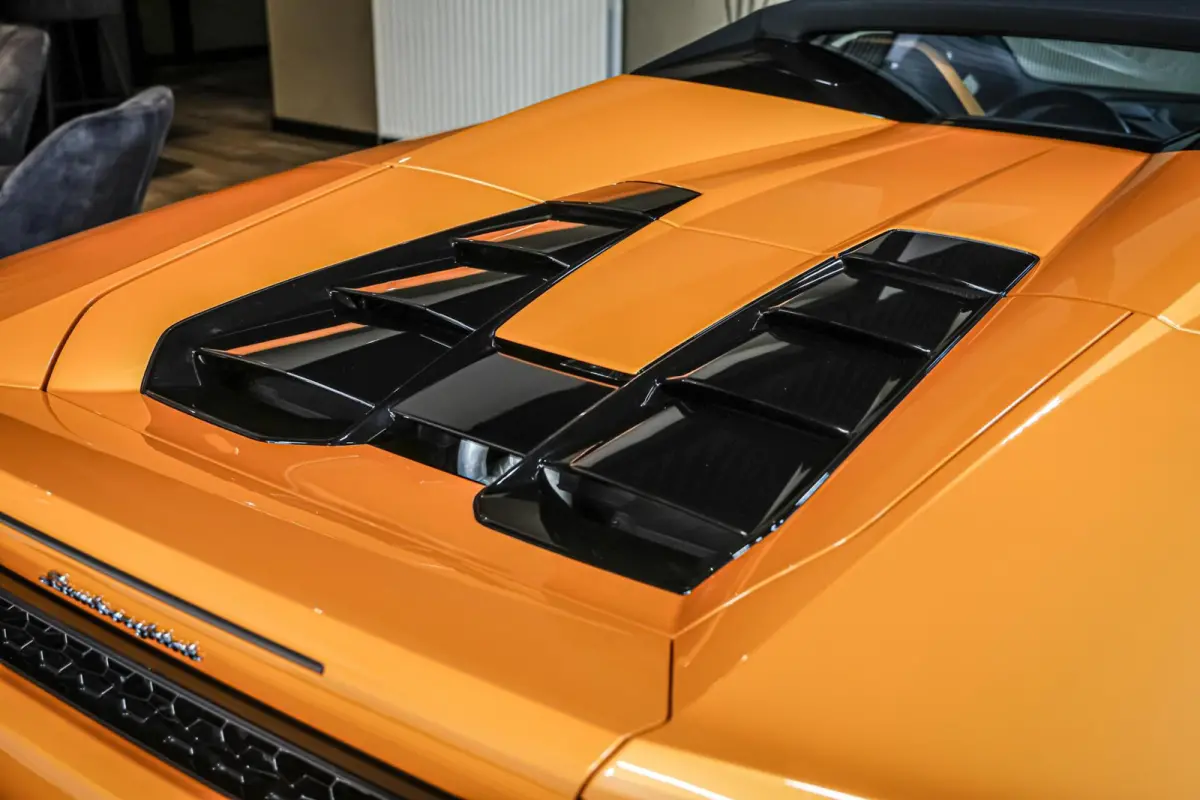 5.2 V10 LP610-4|Lift|Keramisch|Alcantara