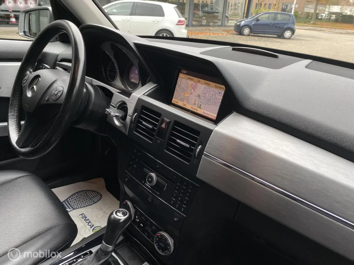 300 AMG 4-Matic CAMERA/NAVI/PANO/PDC