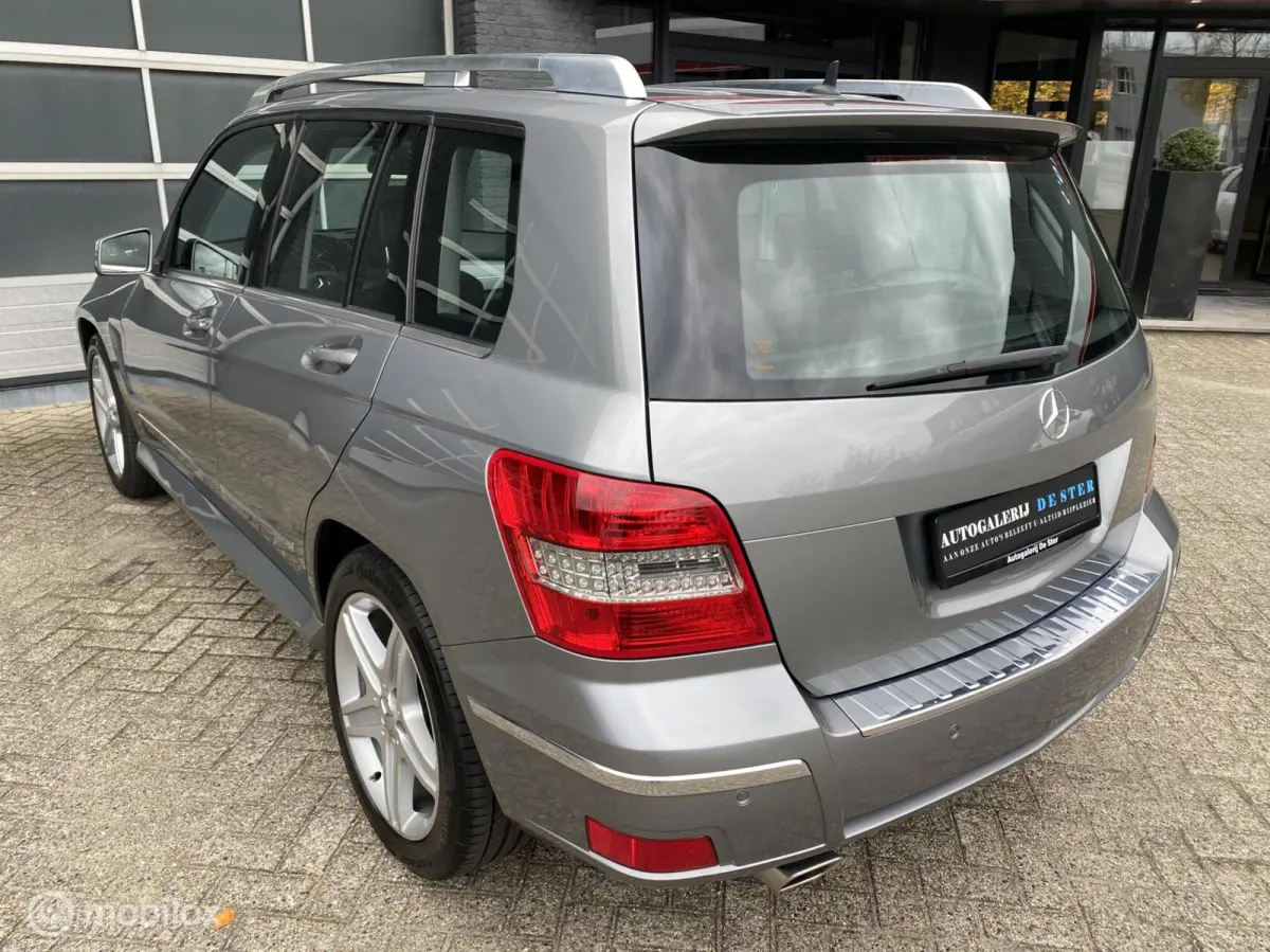 300 AMG 4-Matic CAMERA/NAVI/PANO/PDC