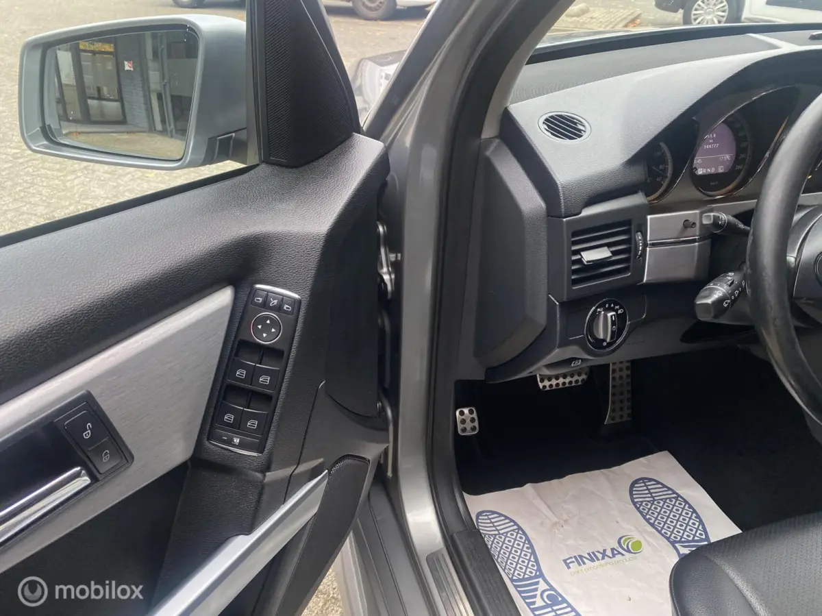 300 AMG 4-Matic CAMERA/NAVI/PANO/PDC