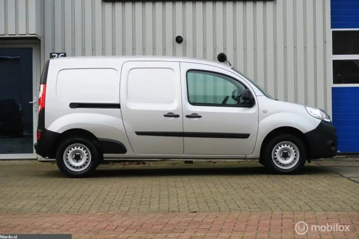 bestel 1.5 Blue dCi 95 Comfort Maxi