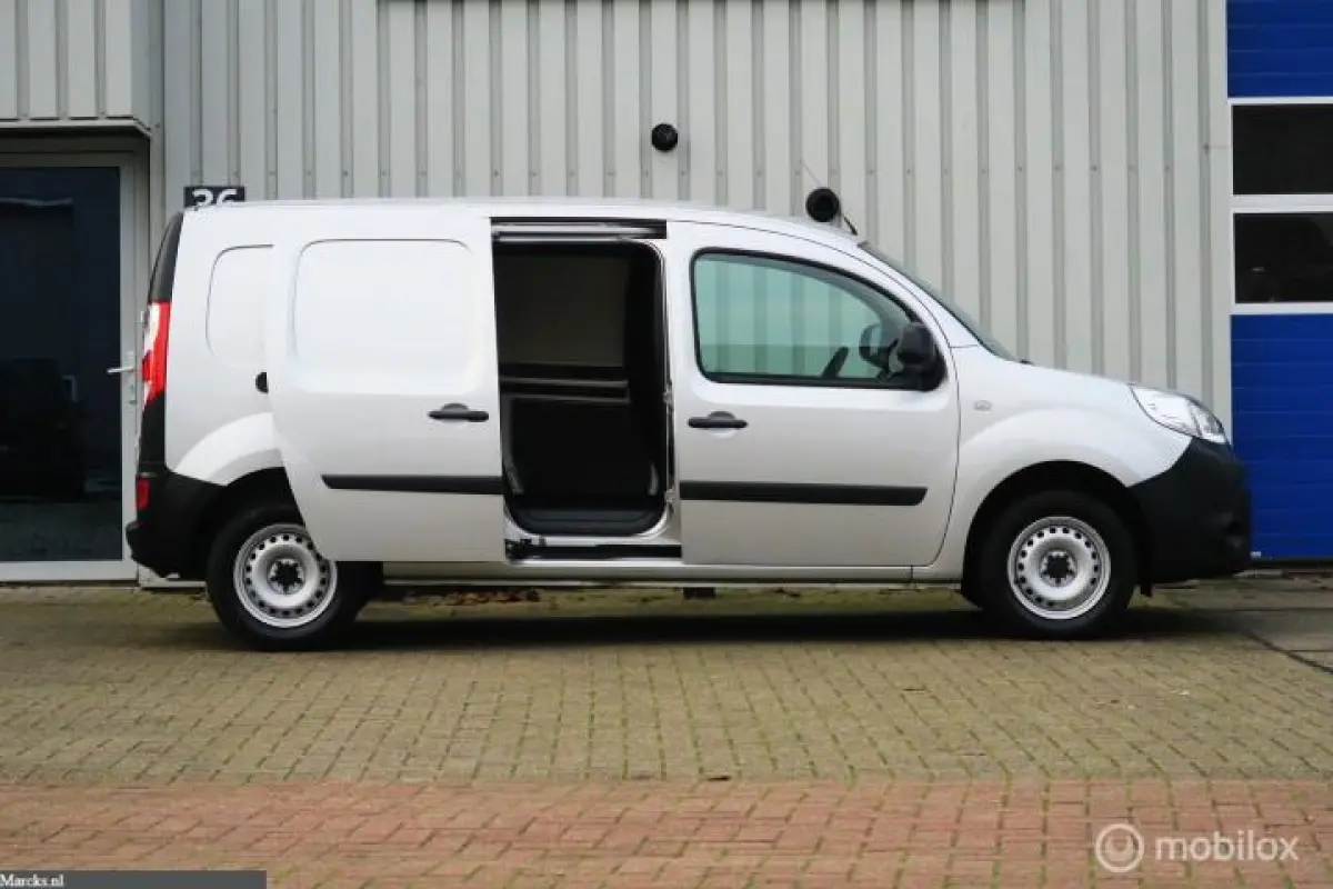 bestel 1.5 Blue dCi 95 Comfort Maxi