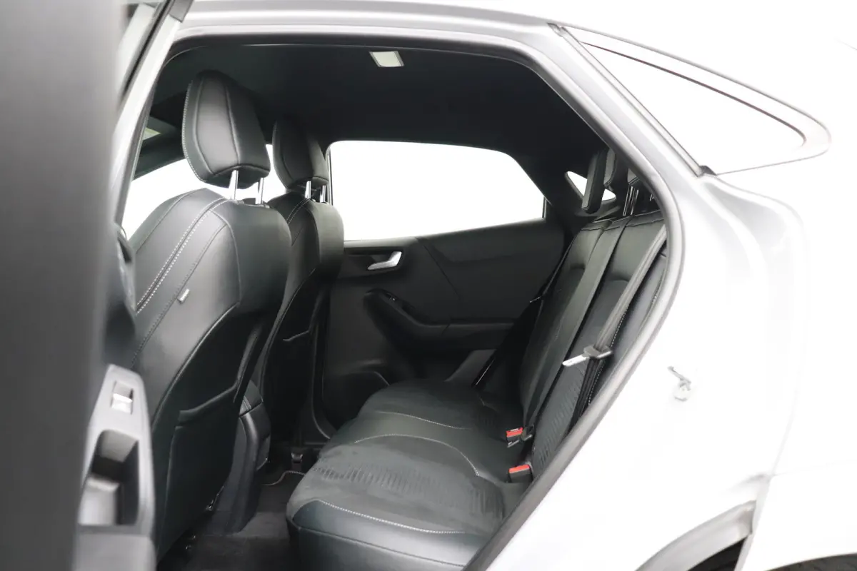 1.5 200 PK ST-X Recaro/Kuipstoelen 19'LMV B&O-Sound Full-Options